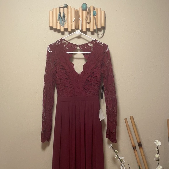 S Lulu’s Burgundy Longsleeve Bridesmaid or Evening Dress NWT - Picture 2 of 10